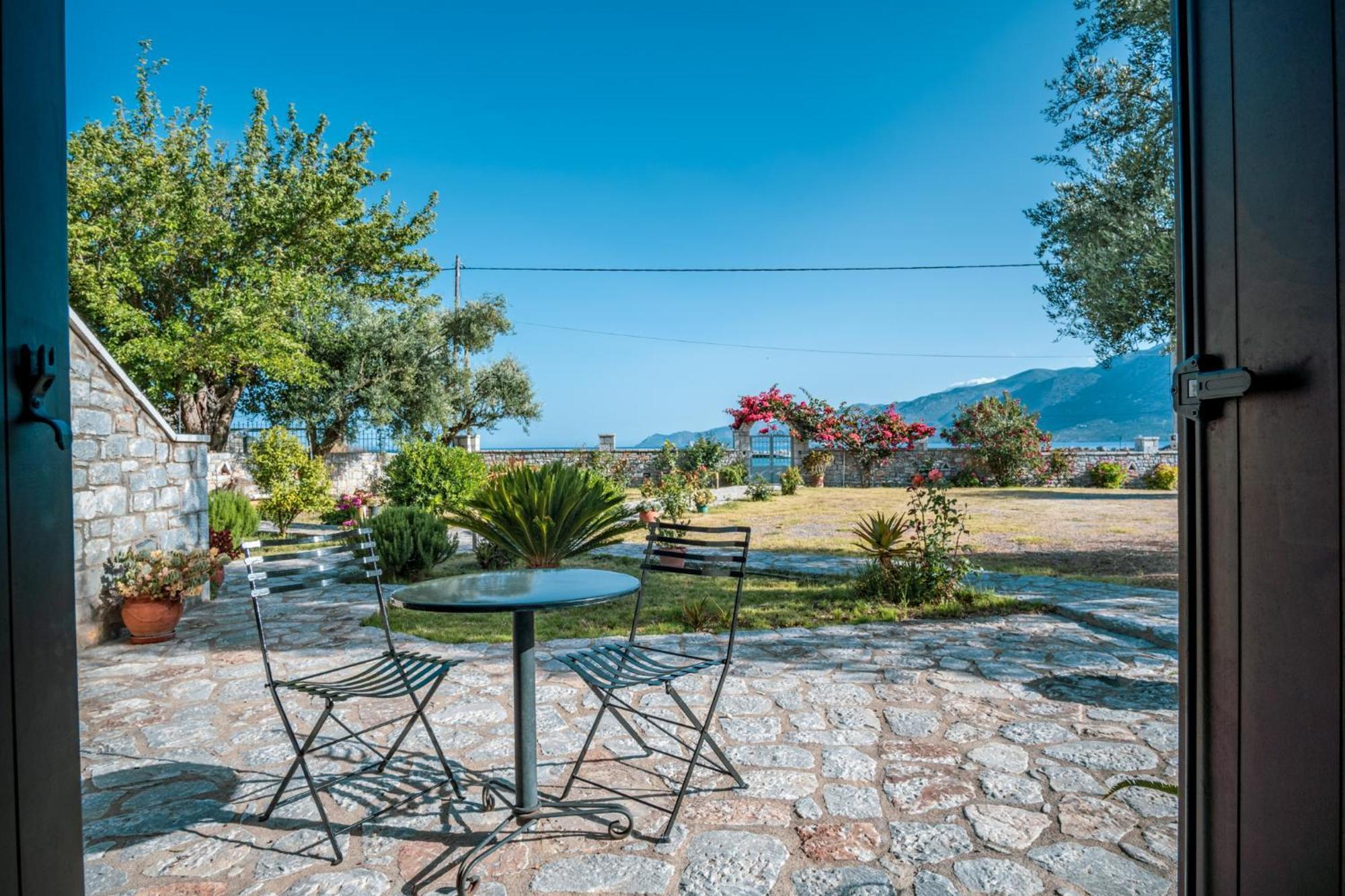 Apartament Xenios Kotronas Zewnętrze zdjęcie